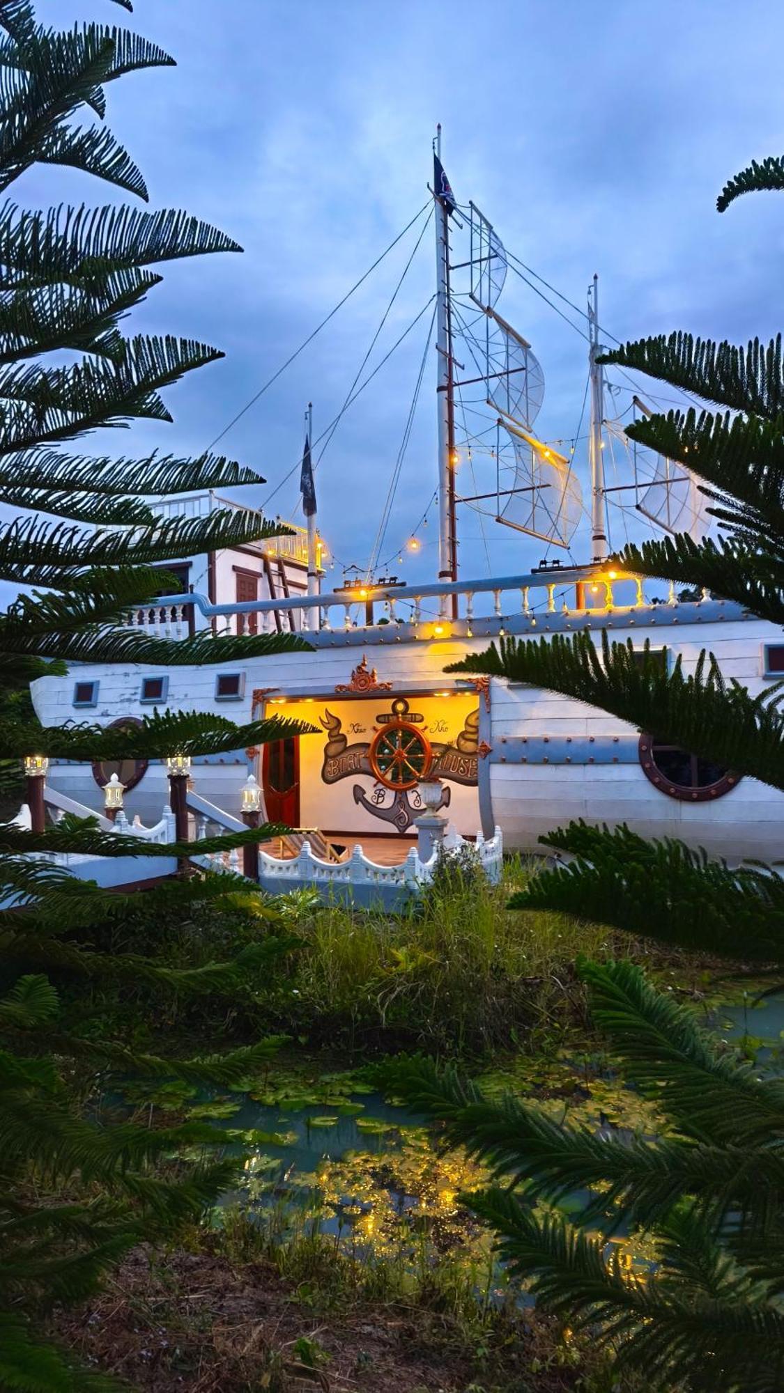 Boat And House Resort Amphoe Khao Kho Exterior foto