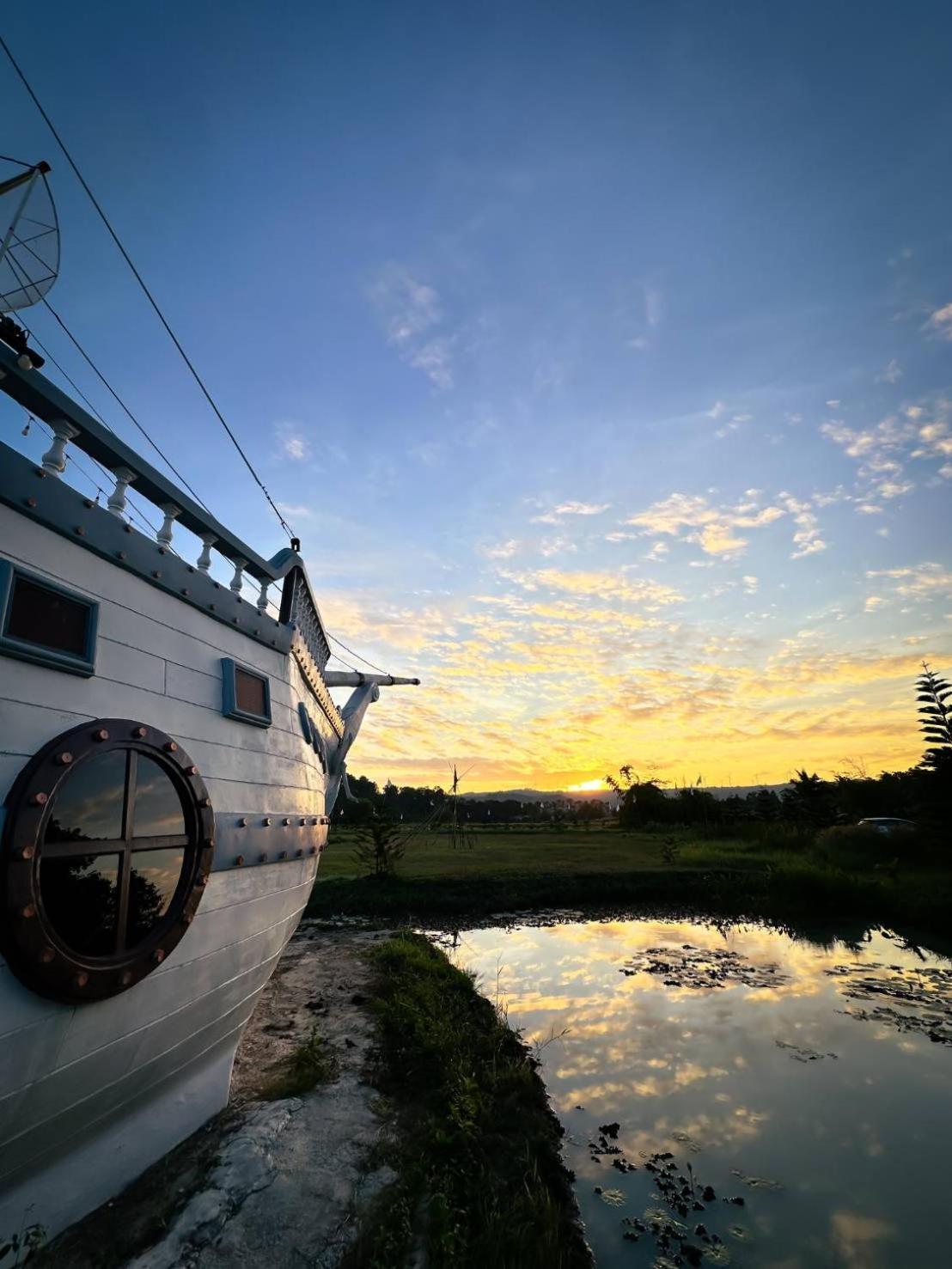 Boat And House Resort Amphoe Khao Kho Exterior foto